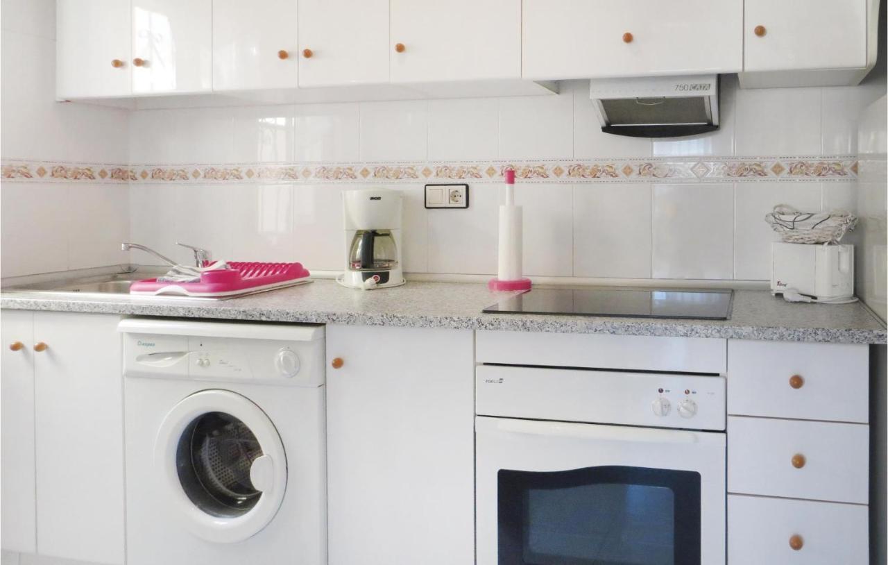 Amazing Apartment In Torrevieja With Kitchen Eksteriør billede