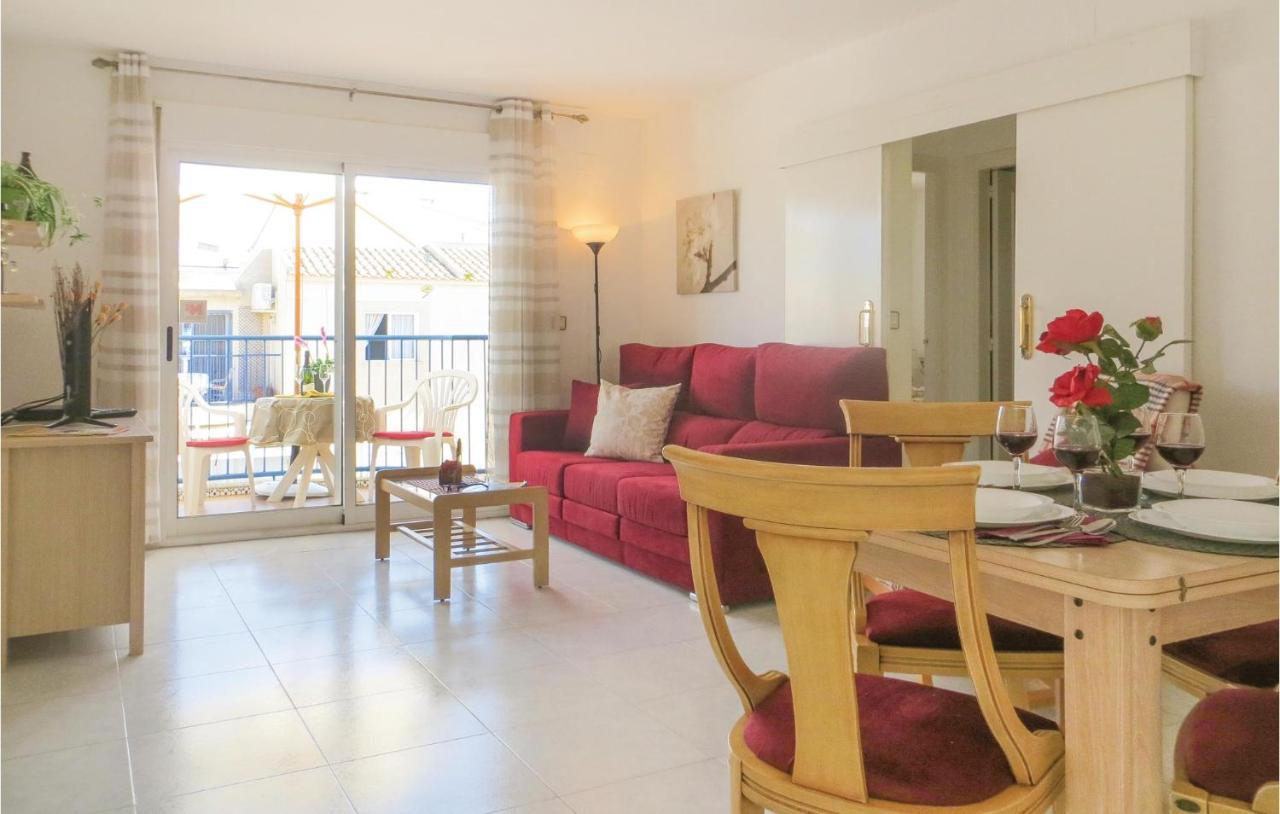 Amazing Apartment In Torrevieja With Kitchen Eksteriør billede